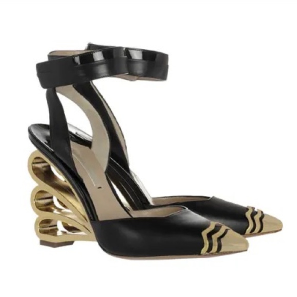SOLD on another website. NICHOLAS KIRKWOOD NEW! Spectacular Sandals!!!